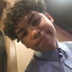 Meet your Posher, Luis